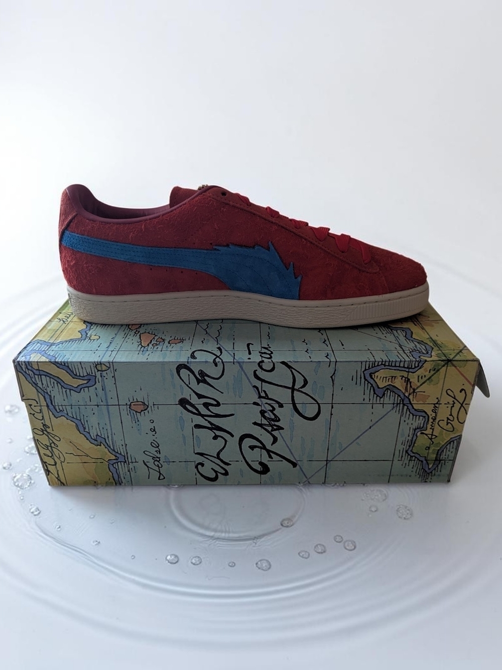 Puma Suede Men's Size 12 Red Blue Flame Stripe Gum Sole Sneaker